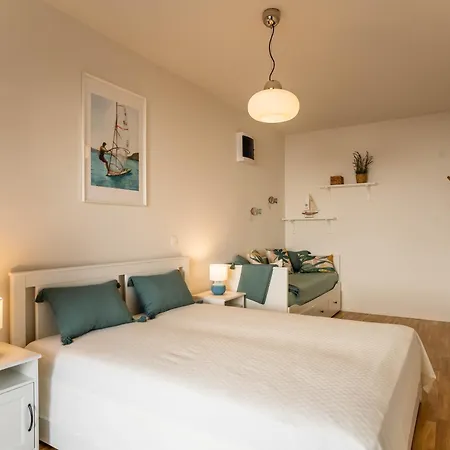 Apartamento Seget 17 *
